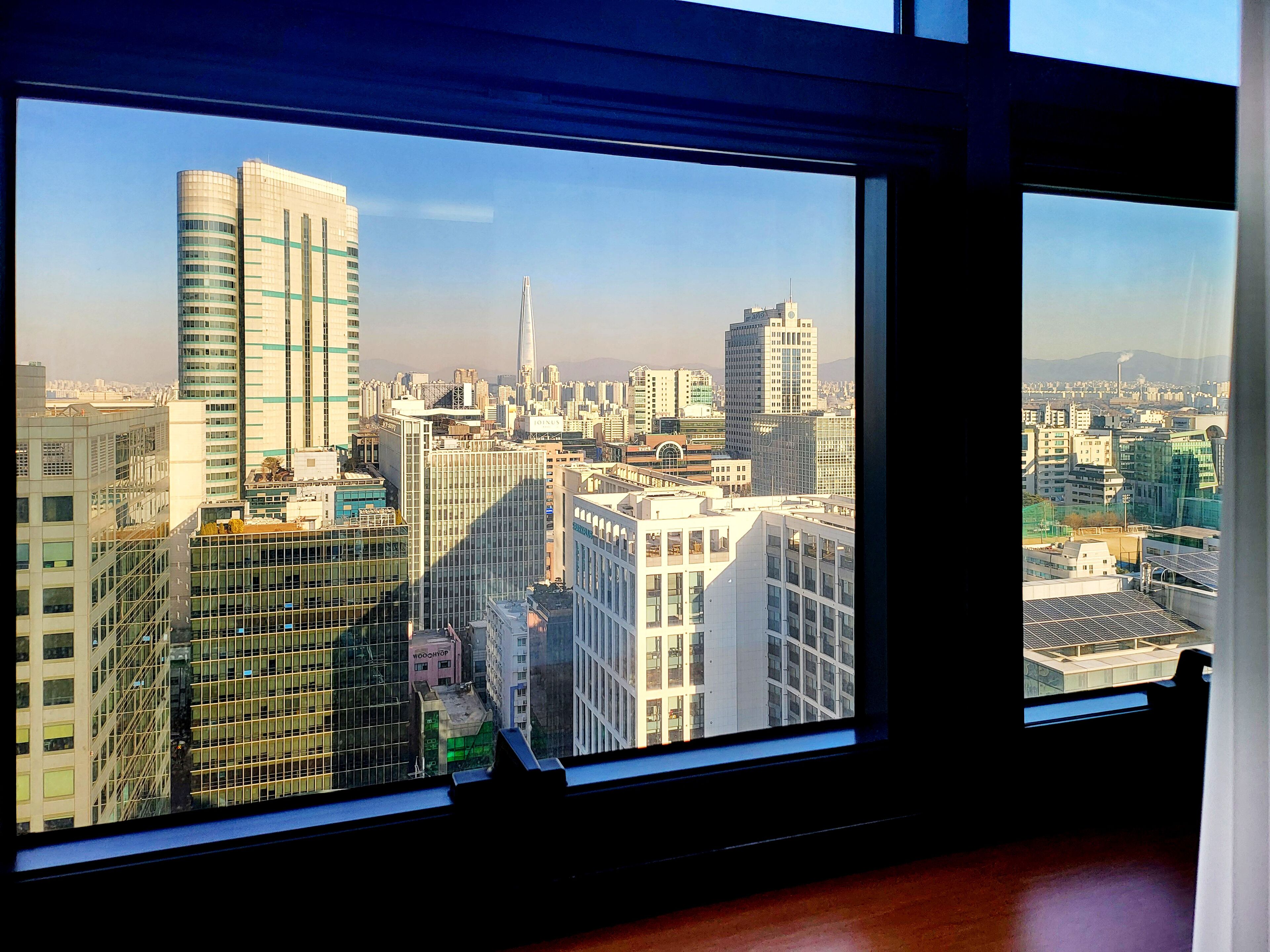 Pemandangan sekitar dari properti