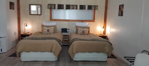 Signature Room, Multiple Beds, Fireplace, Garden View (The Wild Cats Room) | Premium bedding, minibar, individually decorated, individually furnished