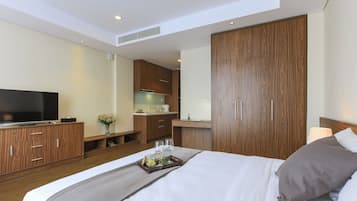In-room safe, desk, laptop workspace, blackout drapes