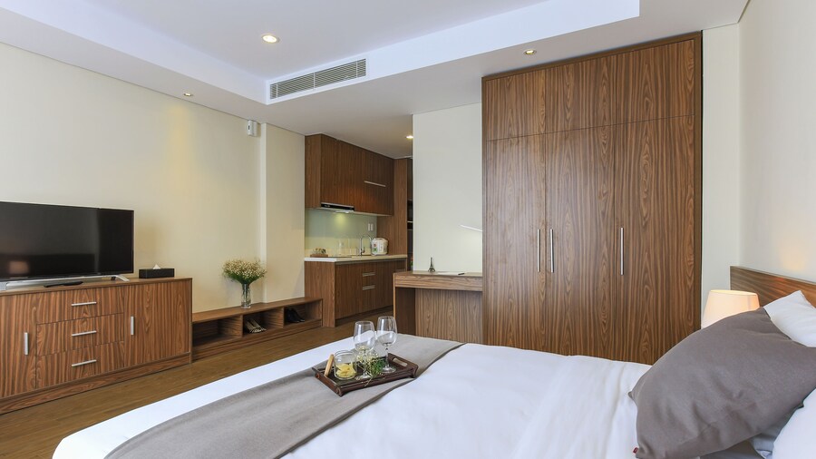Aurora Serviced Apartments - Adults Only