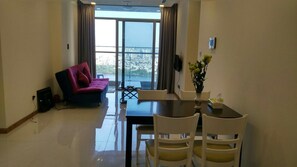 Appartamento, 2 camere da letto | Vista dalla camera