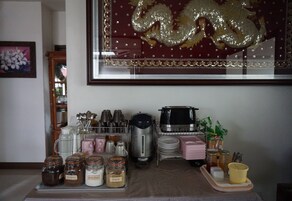 Daily English breakfast (THB 150 per person)