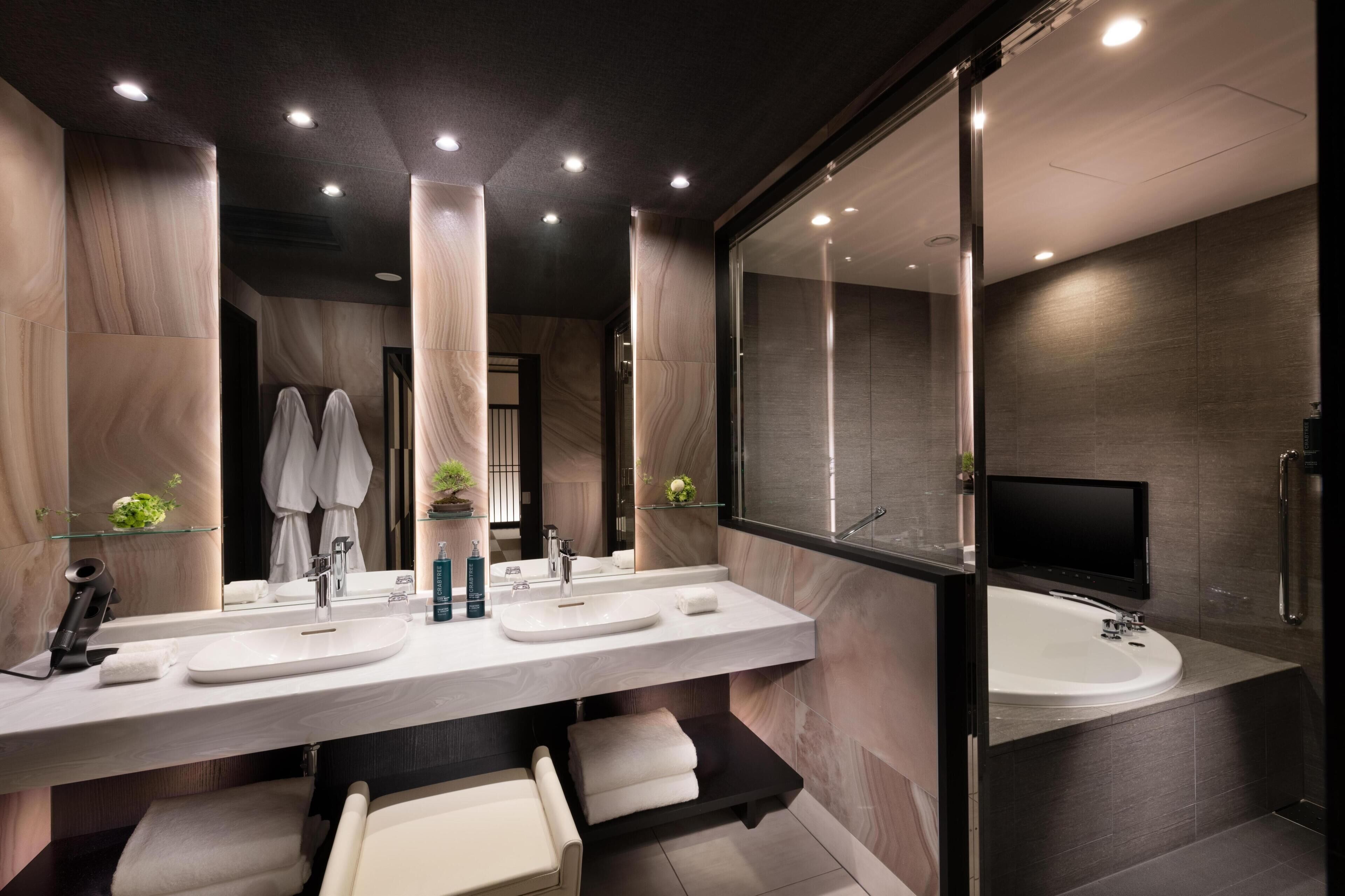 Foto - DoubleTree by Hilton Kyoto Station