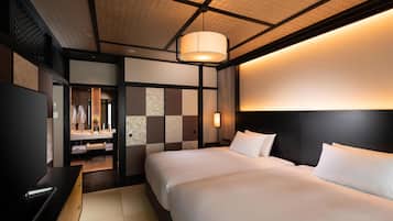 Executive Suite, 2 Twin Beds (Tatami) | Down comforters, in-room safe, desk, blackout drapes