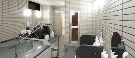 室內 Spa 池