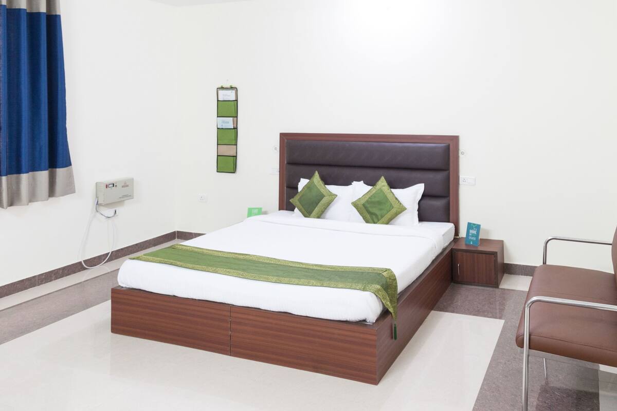 Rollaway beds, free WiFi