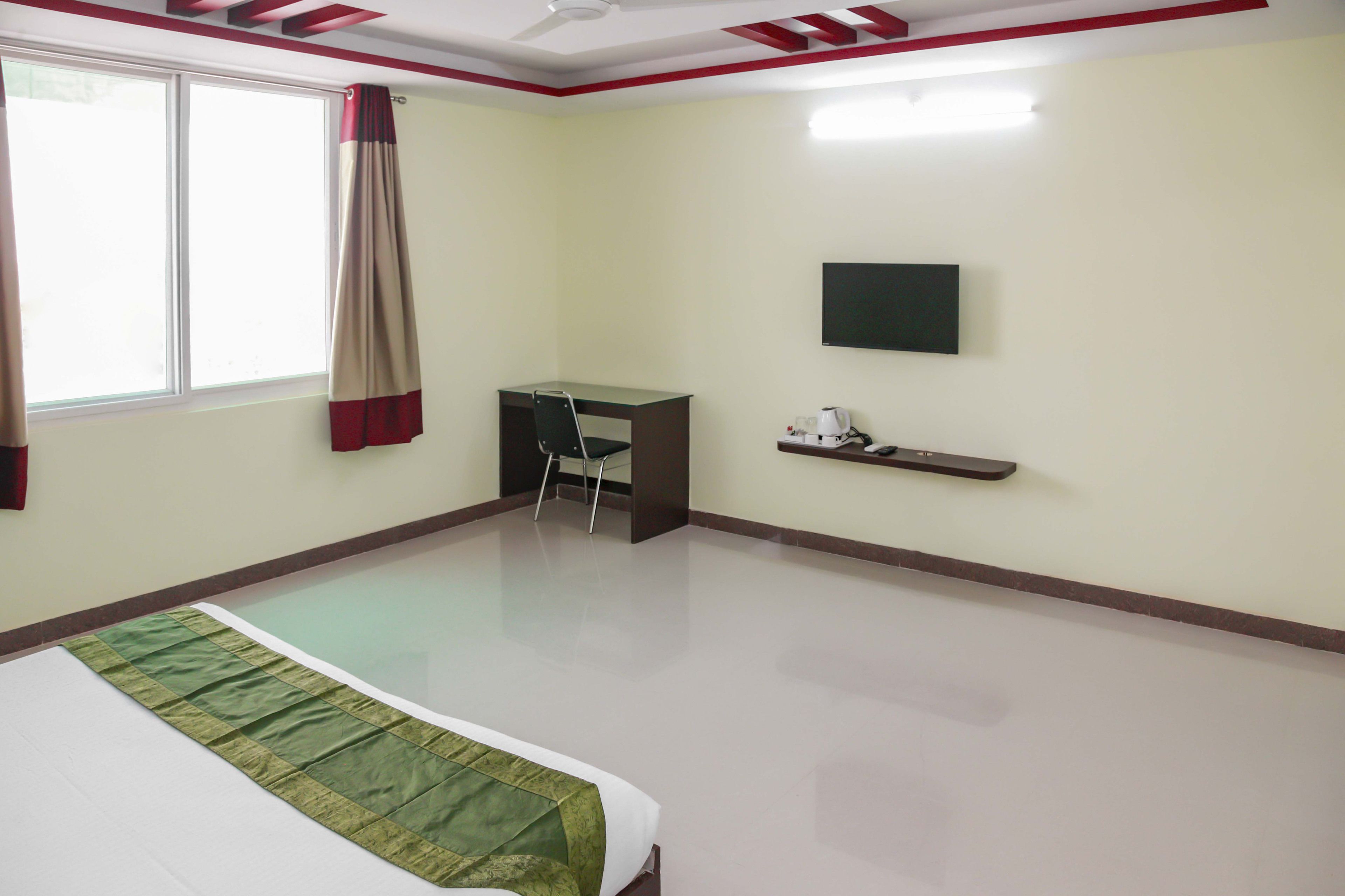 deluxe room | rollaway beds, free wifi