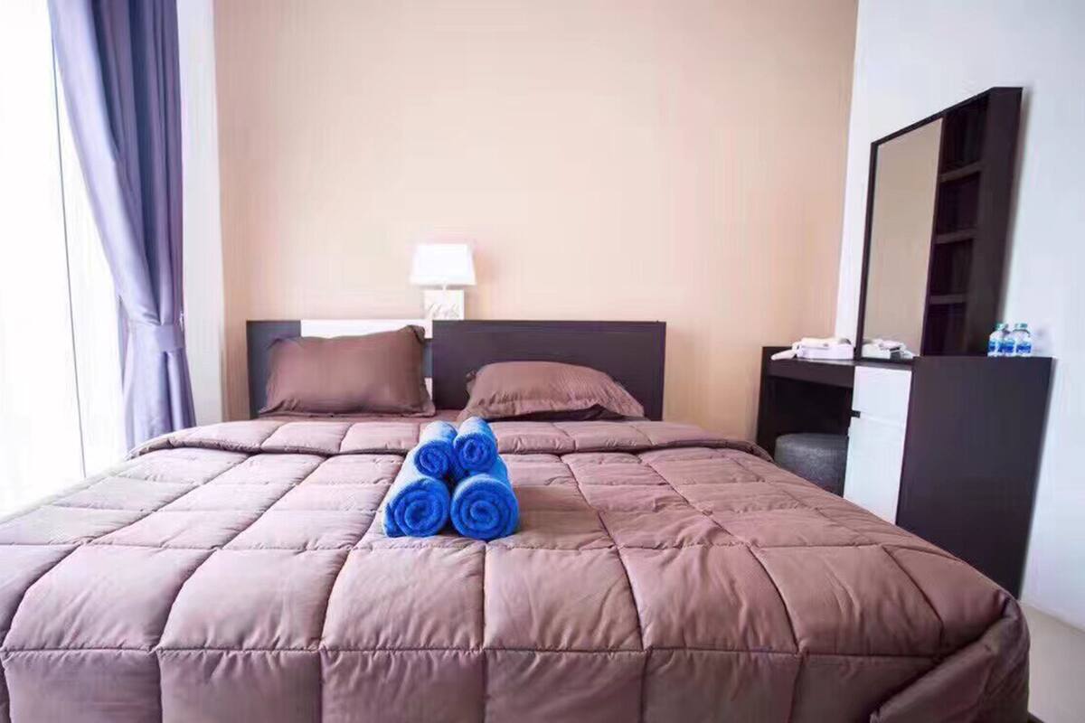 Standard Double Room | Blackout drapes, WiFi (free)