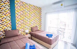 Quarto duplo standard | Cortinas blackout, Wi-Fi de cortesia