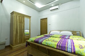 Deluxe Double Room | Free WiFi