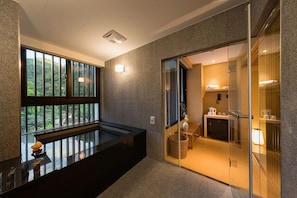 Spring water bathtub, rainfall showerhead, hair dryer, bathrobes
