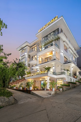 Sapa Mountain Queen House