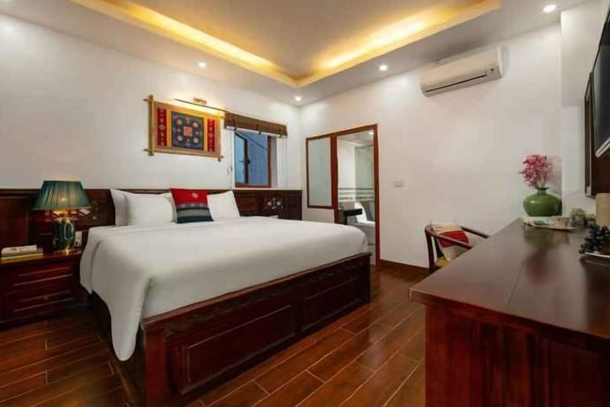 Premium bedding, minibar, in-room safe, individually furnished