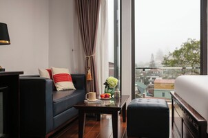 Executive Family Balcony | Premium bedding, minibar, in-room safe, individually furnished