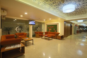 Lobby sitting area - Evoke Lifestyle Candolim (Candolim)