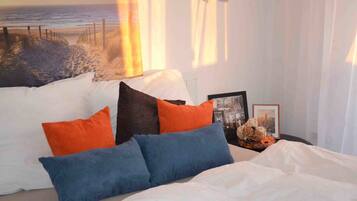 Superior-Apartment, 2 Schlafzimmer, Küche | 1 Schlafzimmer, hochwertige Bettwaren, Schreibtisch