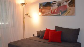 Apartment, Erdgeschoss | Bügeleisen/Bügelbrett, kostenloses WLAN, Bettwäsche