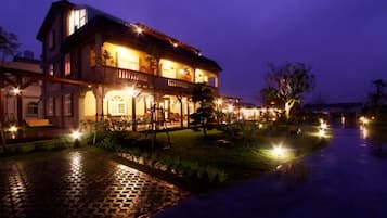 Ngoại thất
