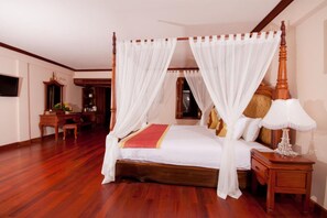 Family Suite, 2 Bedrooms, Pool View, Poolside | Minibar, in-room safe, desk, laptop workspace - Bayon Era Hotel (Siem Reap)