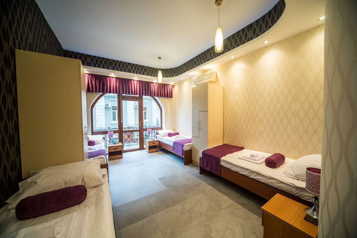 City Quadruple Room, 1 Bedroom, Non Smoking, City View