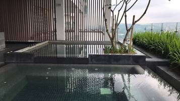 Tab spa terbuka