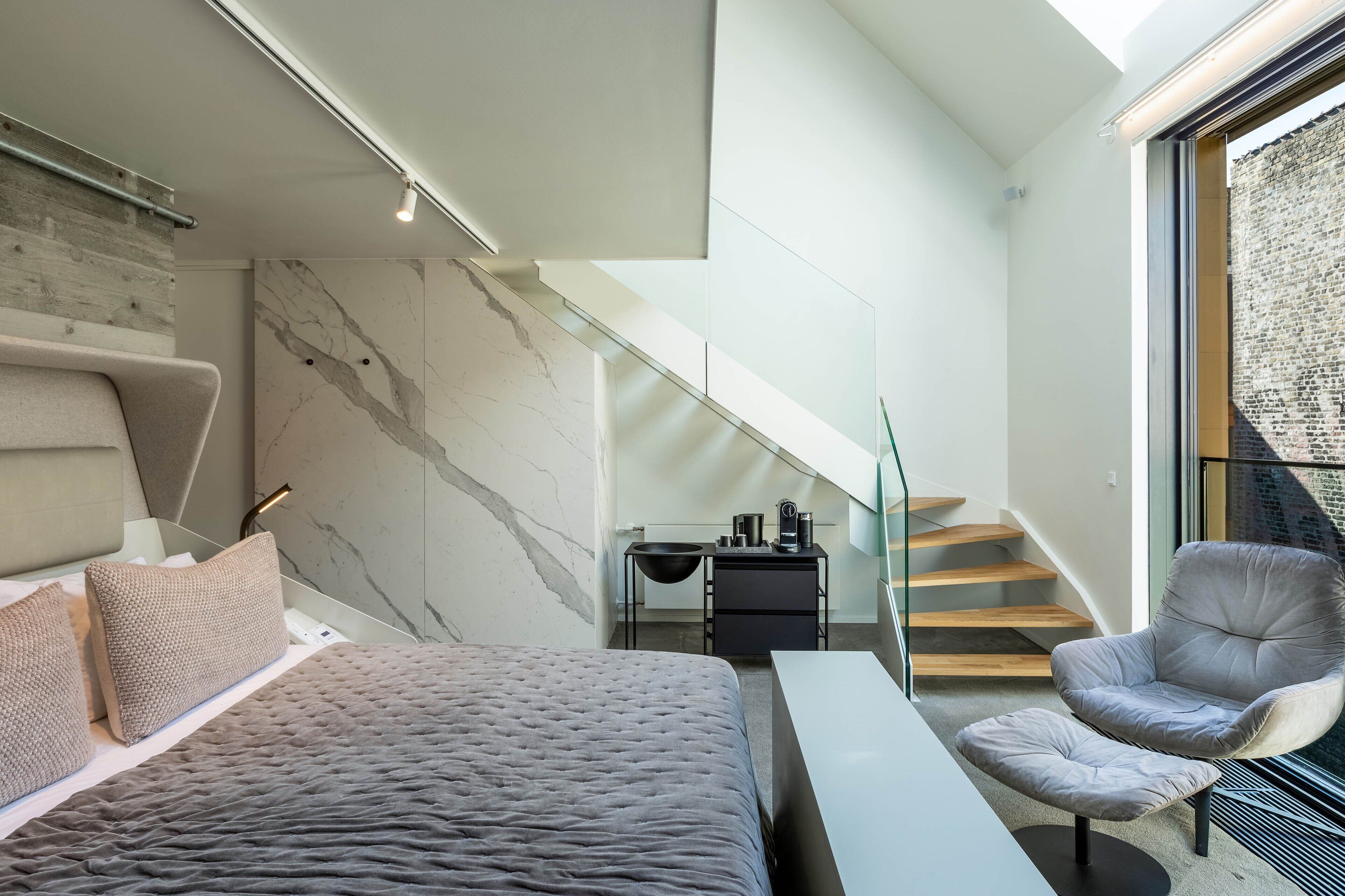 penthouse suite | premium bedding, minibar, in-room safe, desk