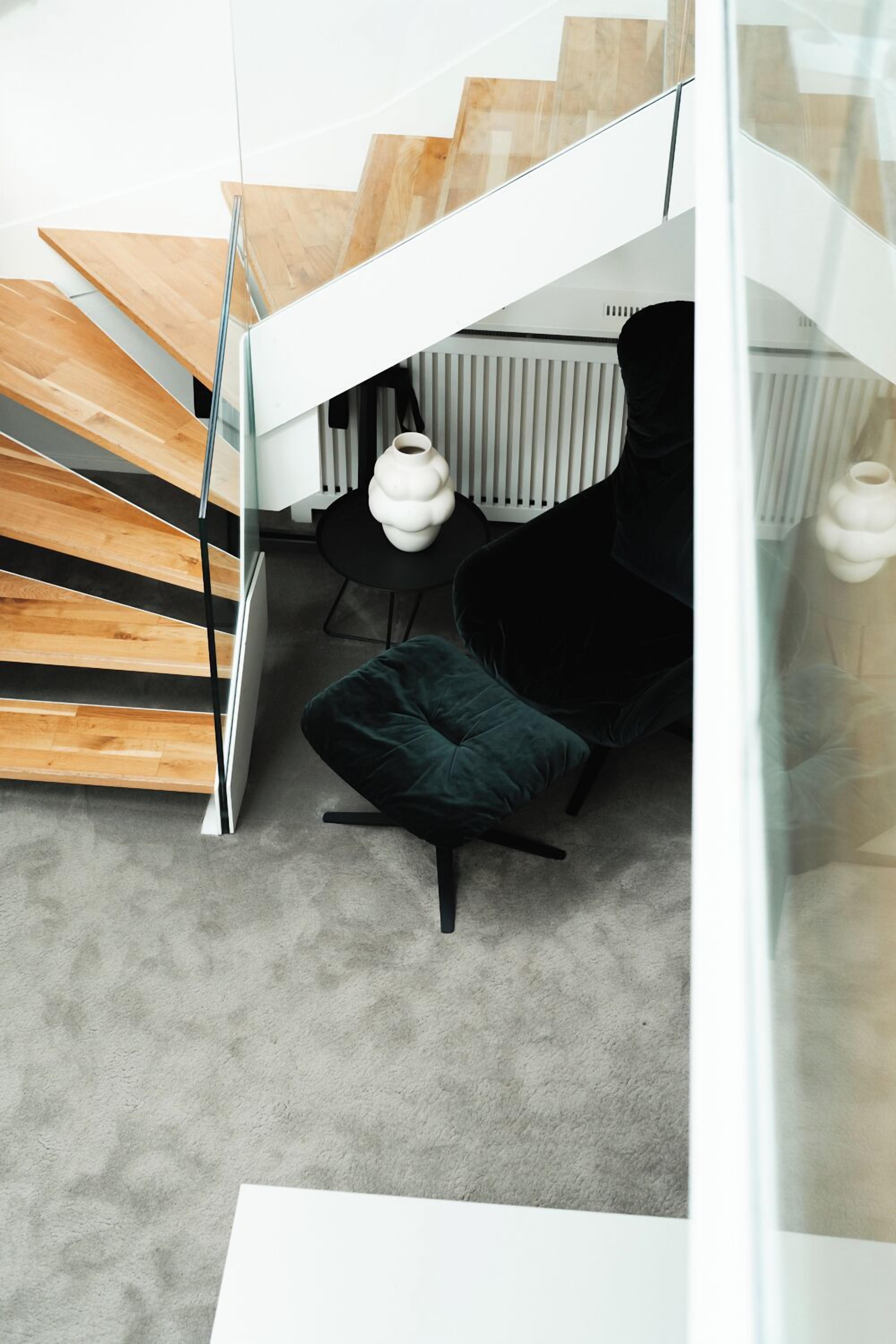 deluxe suite | premium bedding, minibar, in-room safe, desk