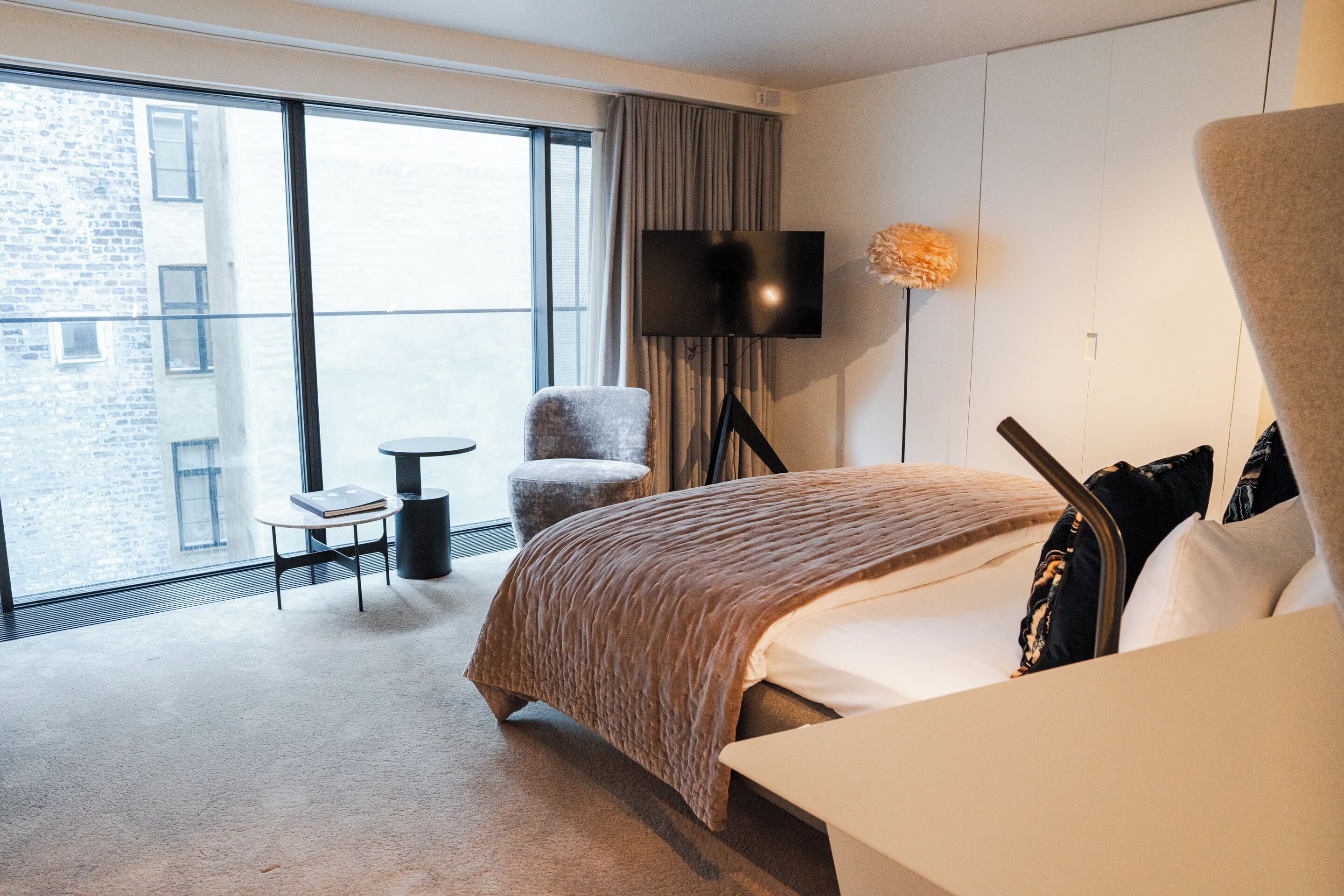 Juniorsvit | Sängtillbehör av högsta kvalitet och minibar