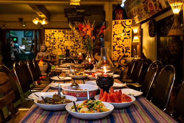 Dining - Thailand wow Guesthouse - Hostel - Adults Only (Chiang Mai)
