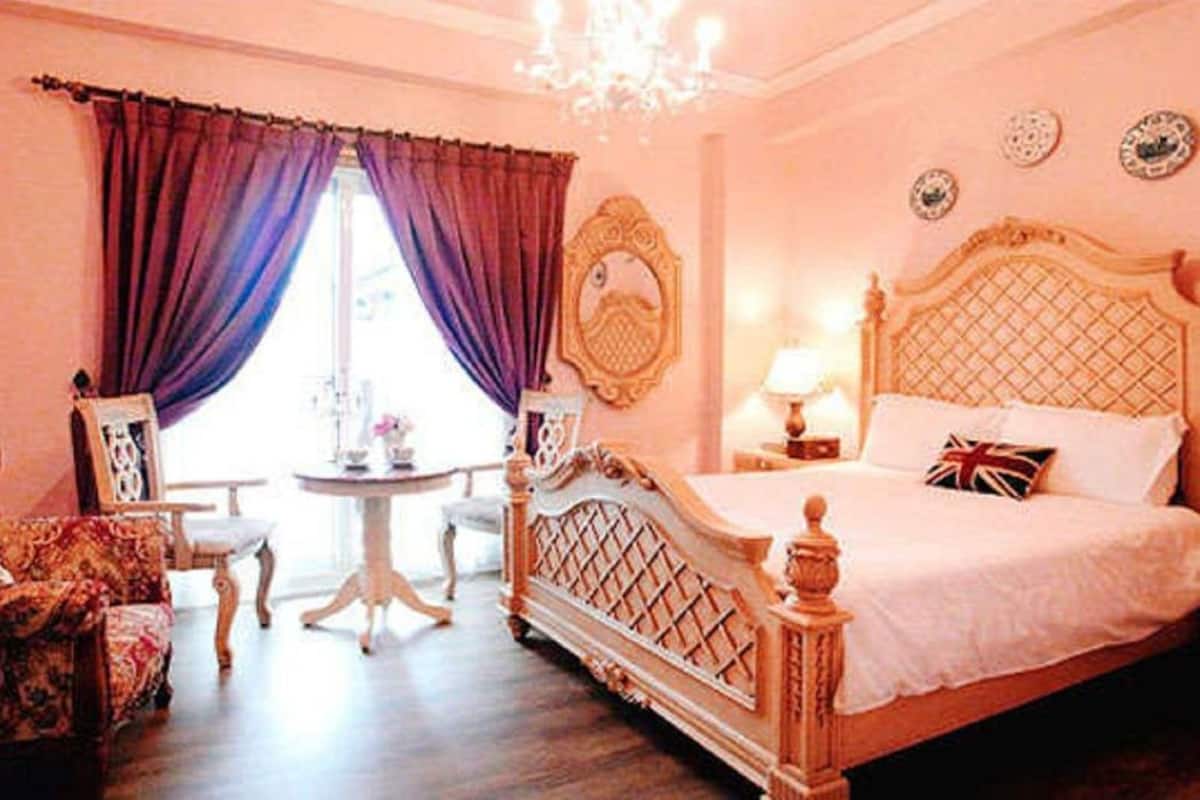 Classic-værelse til 4 personer | Individuelt design, individuel indretning, skrivebord