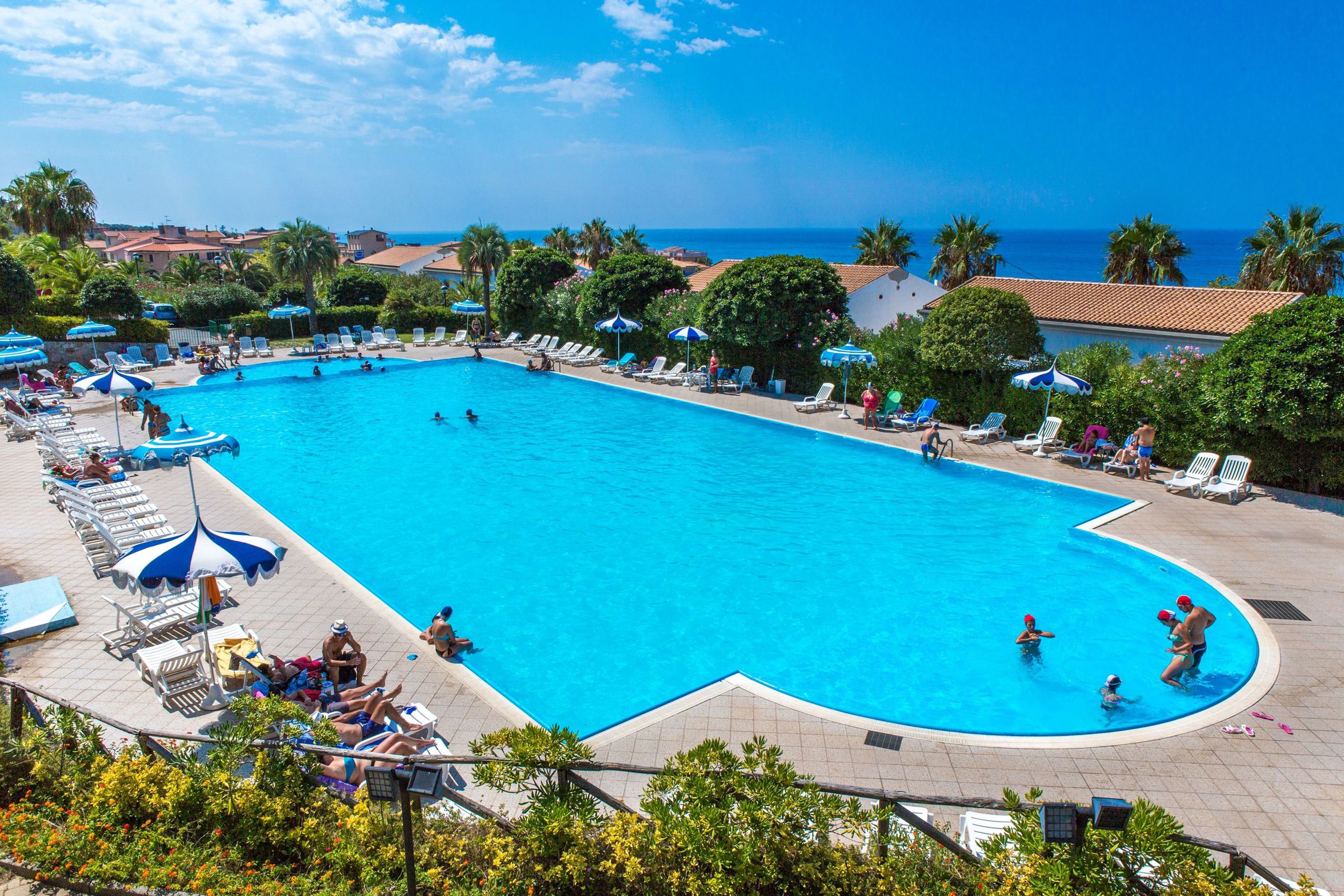 Seasonal outdoor pool