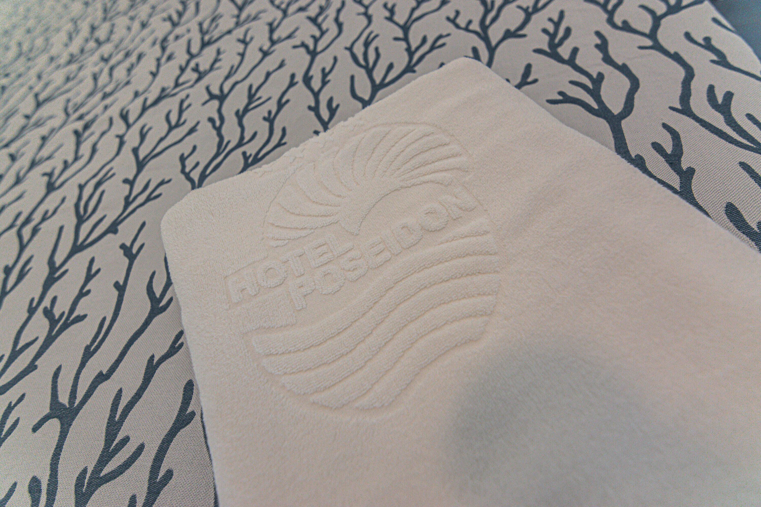 standard double room, garden view | 1 bedroom, minibar, in-room safe, individually furnished