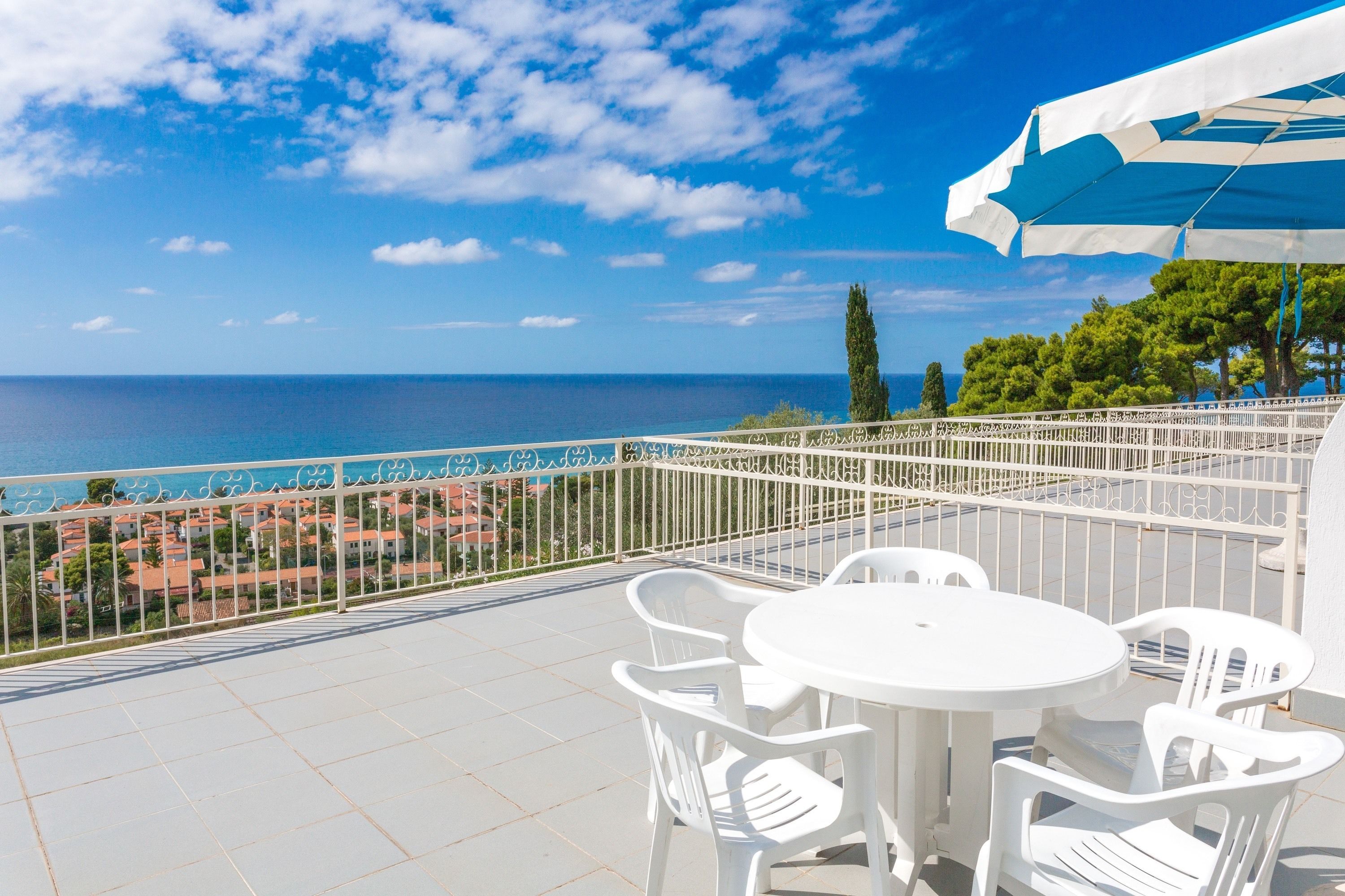 Apartamento standard, 2 quartos, cozinha | Terraço/pátio