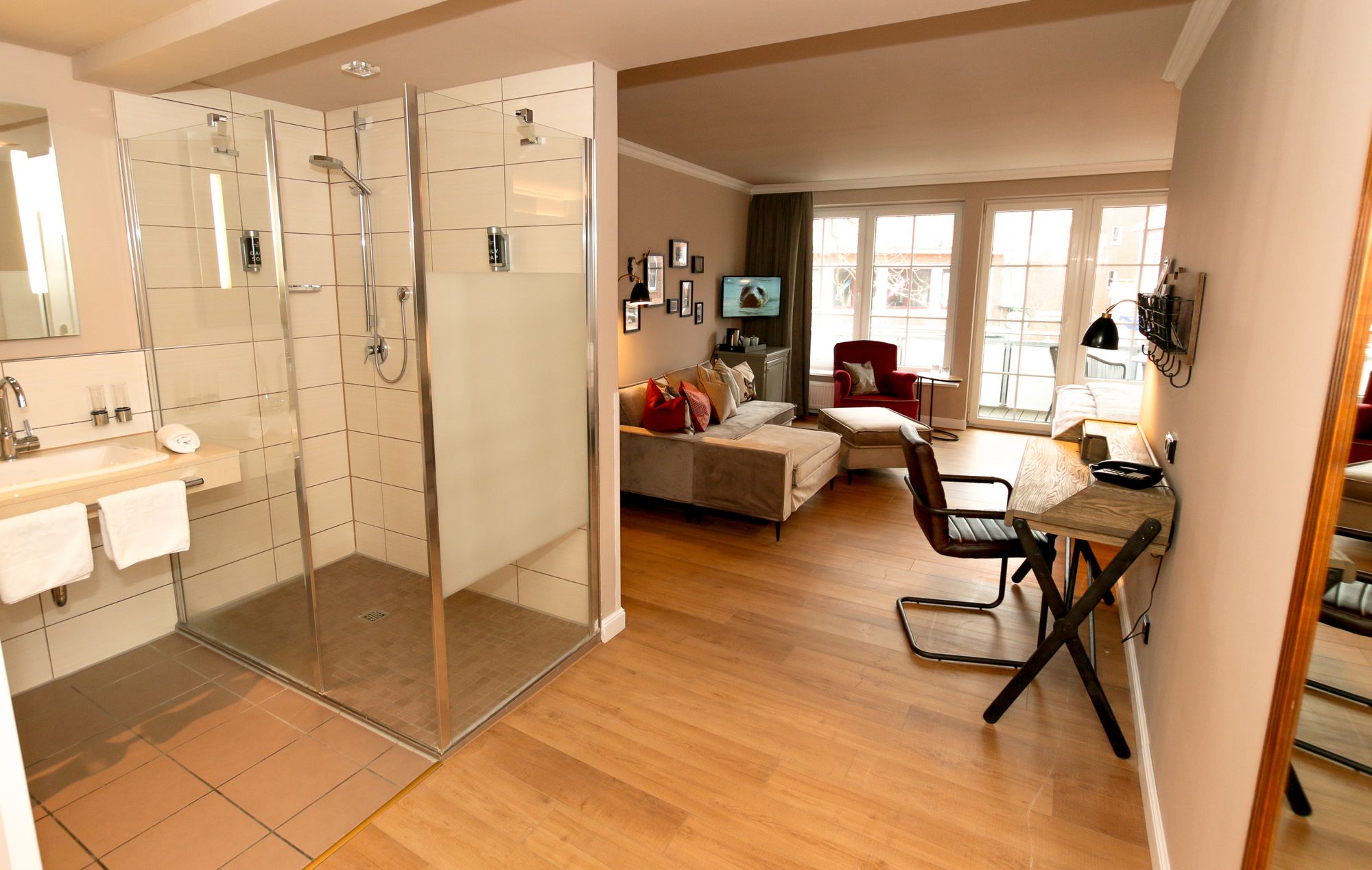 deluxe double room, balcony | bathroom | shower, eco-friendly toiletries, hair dryer, bathrobes
