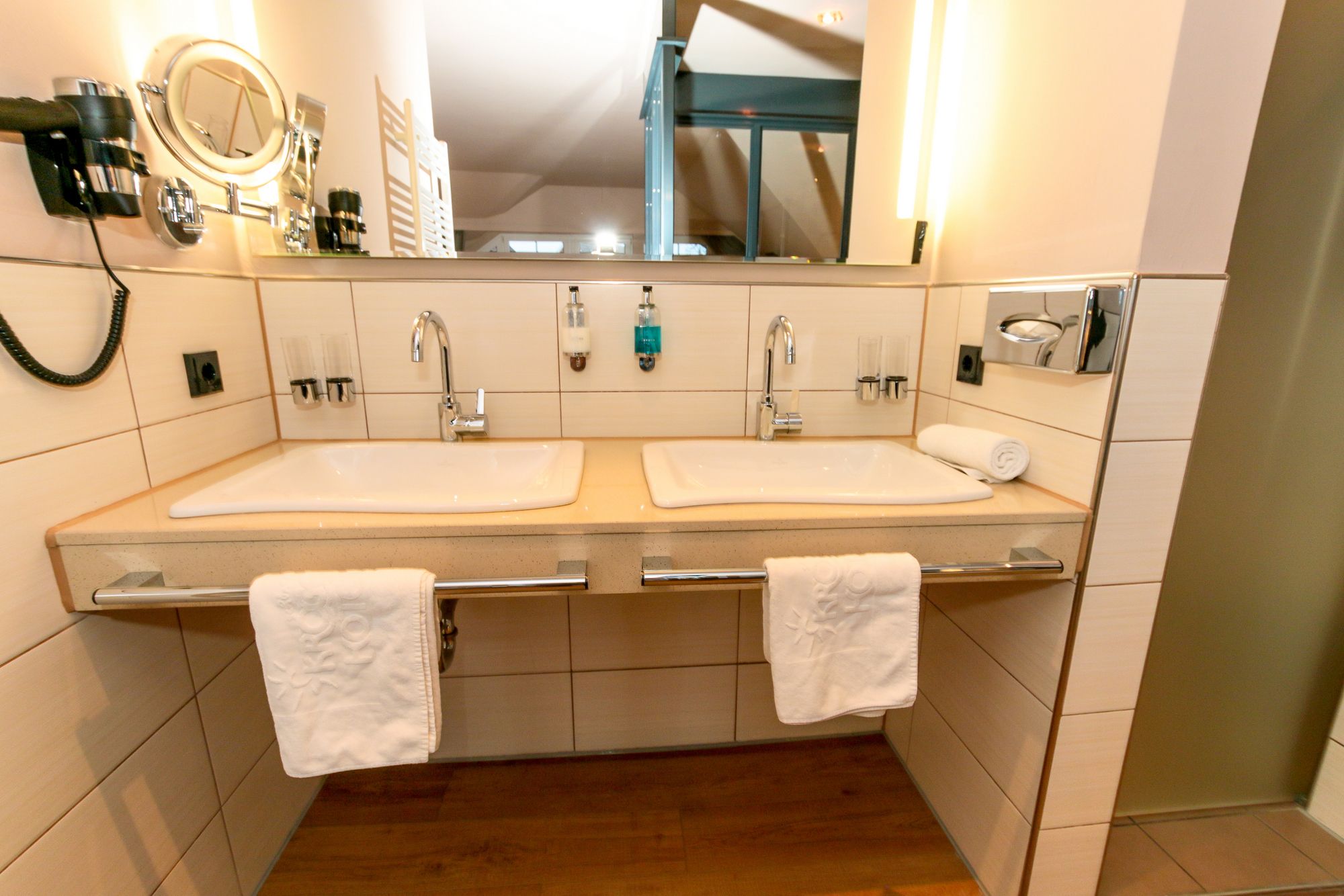 loft, balcony | bathroom | shower, eco-friendly toiletries, hair dryer, bathrobes