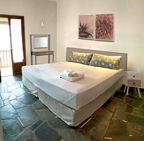 公寓 (Open Plan) | 隔音、免费 WiFi、床单