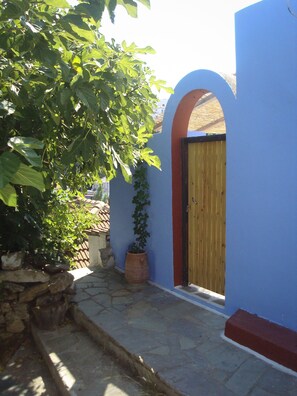 Entrée de l’hébergement