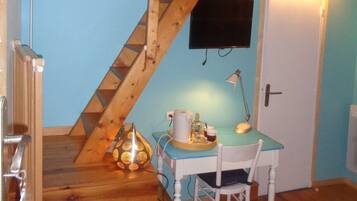 Kamar Keluarga (Myosotis) | Didekorasi berbeda-beda dan dilengkapi dengan perabotan berbeda-beda