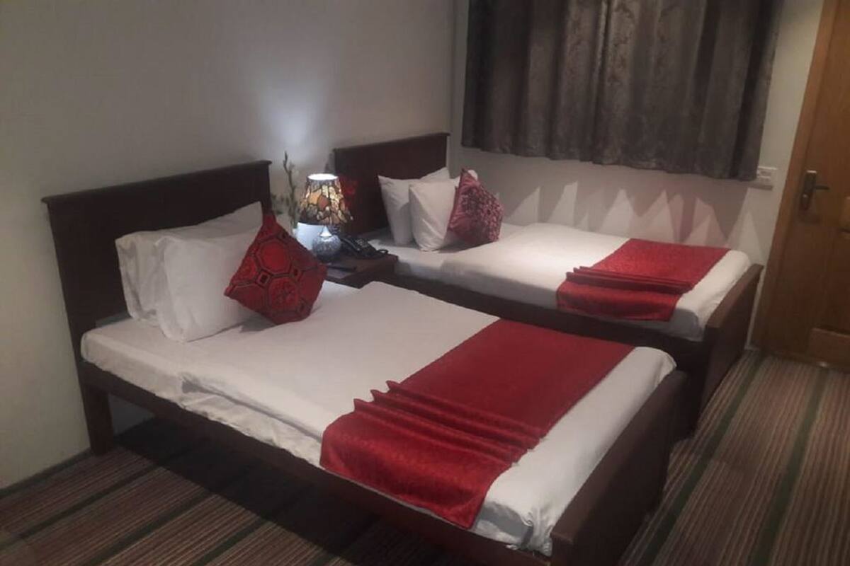 Deluxe Double Room | Free WiFi