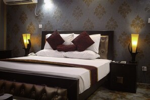 In-room safe, soundproofing - Mall View Hotel (Lahore)
