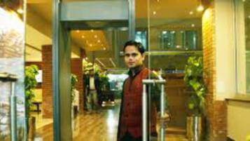 Entrada al alojamiento