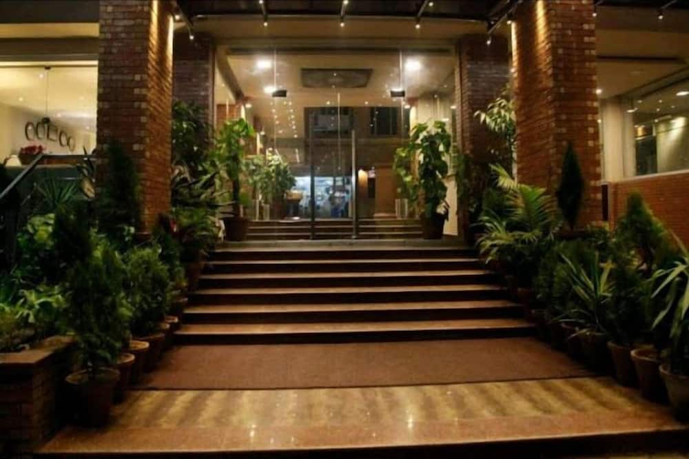 Hotel Grand Inn