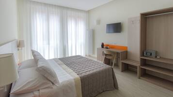 Superior Double or Twin Room, Private Bathroom, City View | Minibar, in-room safe, desk, iron/ironing board