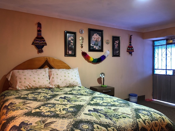 1 bedroom, down duvets, desk, iron/ironing board