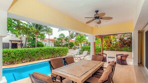 Pool - Pura Vida by NAS (Playa del Carmen)