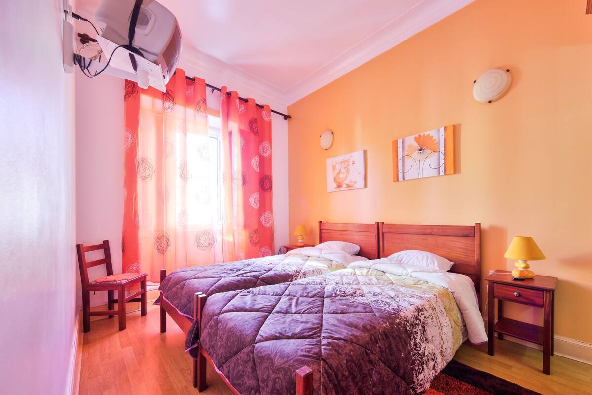 Twin Room, Private Bathroom