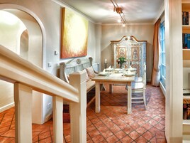 Room, Private Bathroom, Garden View | Restaurant