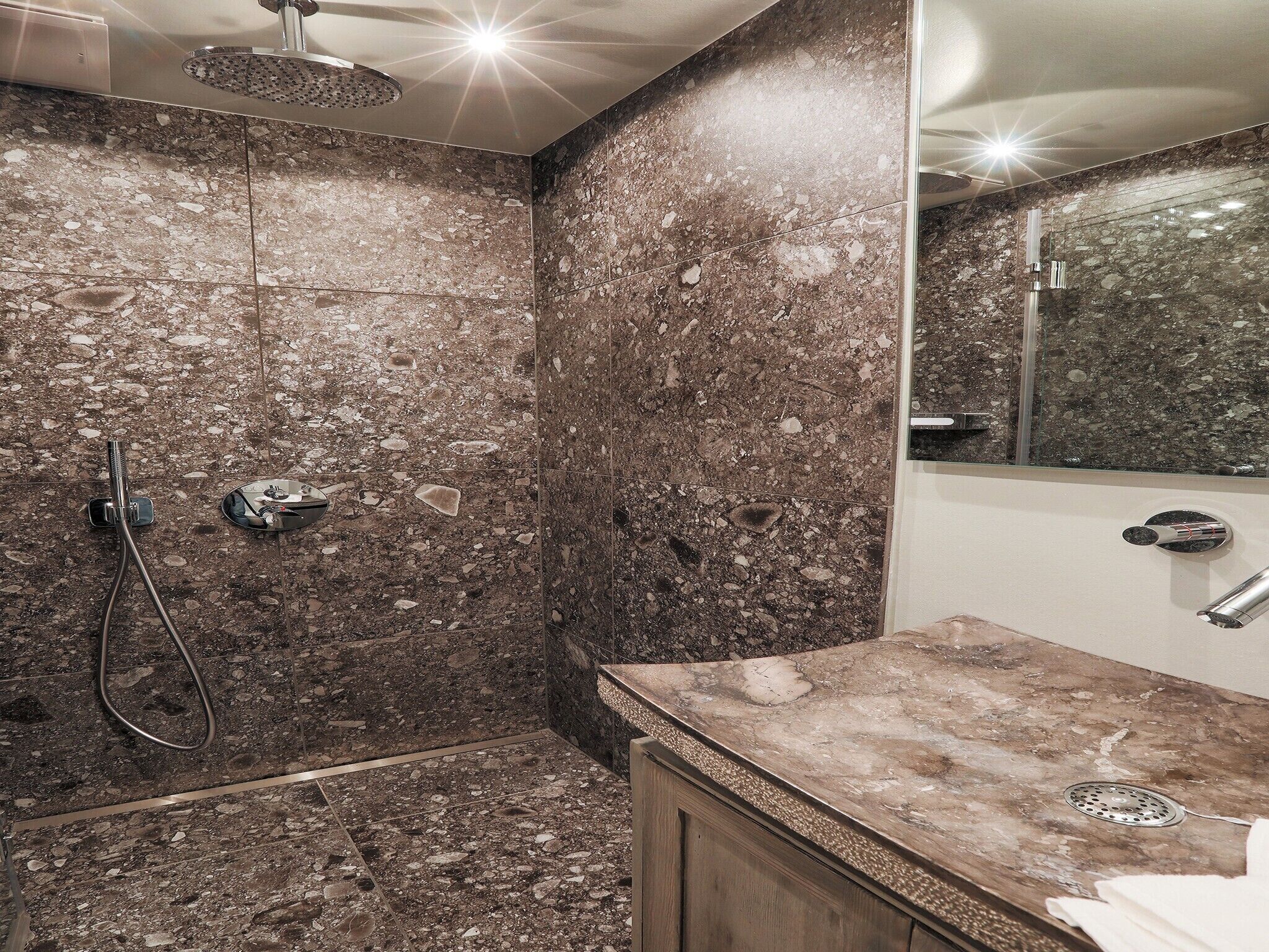 Room, Private Bathroom, Partial Sea View | Bilik Mandi