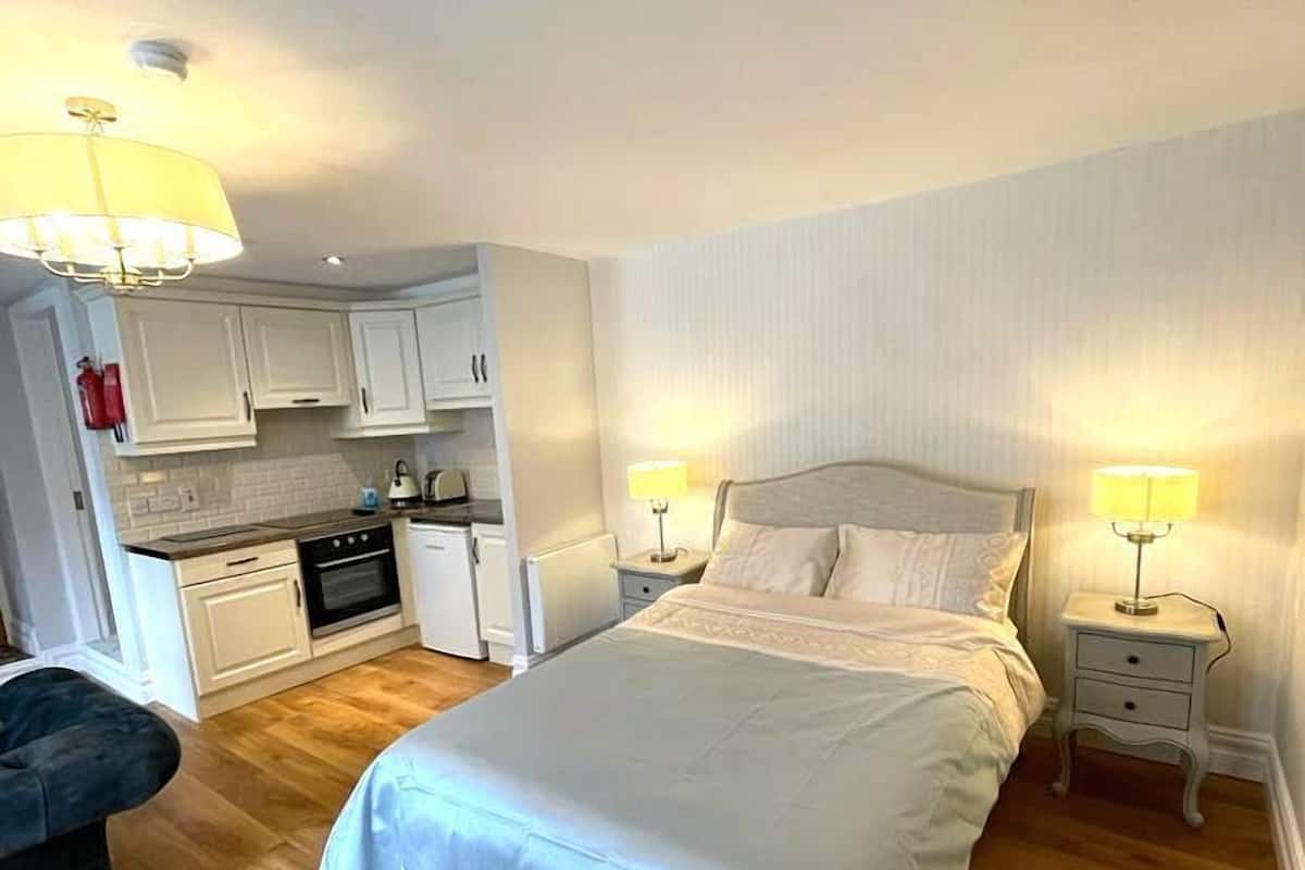 Apartment, Private Bathroom (Apartment 1) | Miscellaneous