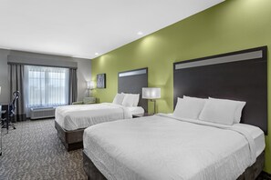 Desk, laptop workspace, iron/ironing board, WiFi - Best Western Plus Bay City Inn & Suites (Bay City)